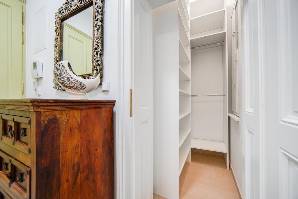 Bishop Apartment